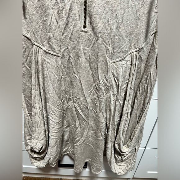 Kensie Gray Short Cap Sleeve Casual Pocketed Sweatshirt Dress (D1) - Picture 6 of 8